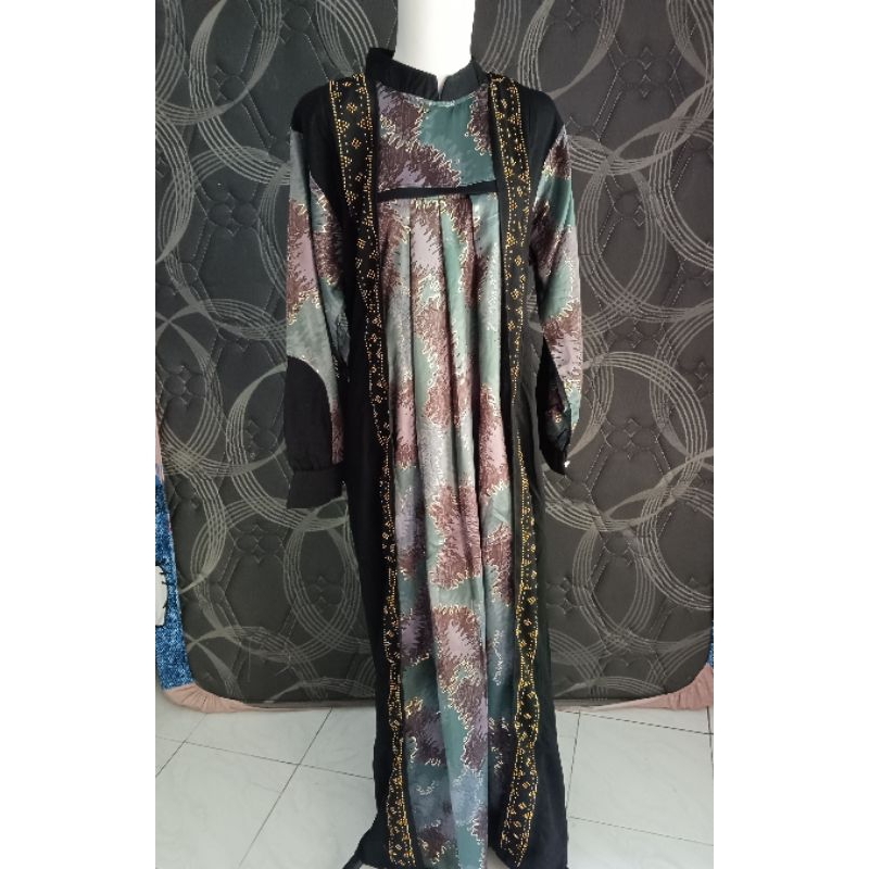 Gamis mewah jetblack payet Swarovski by SEIDE Group