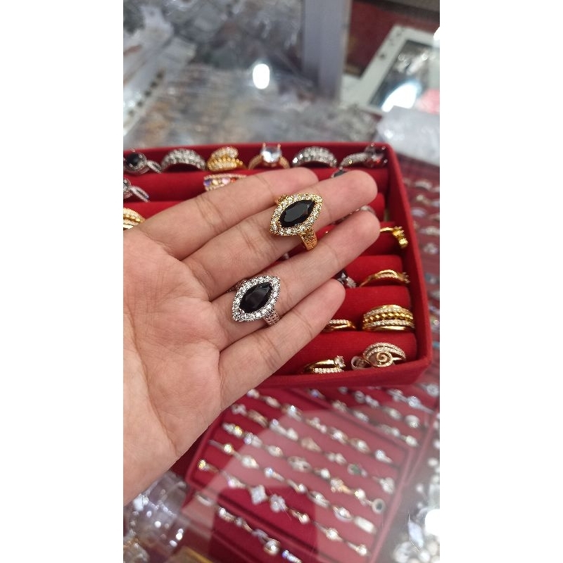 cincin xuping batu permata diamond alexandre warna hitam