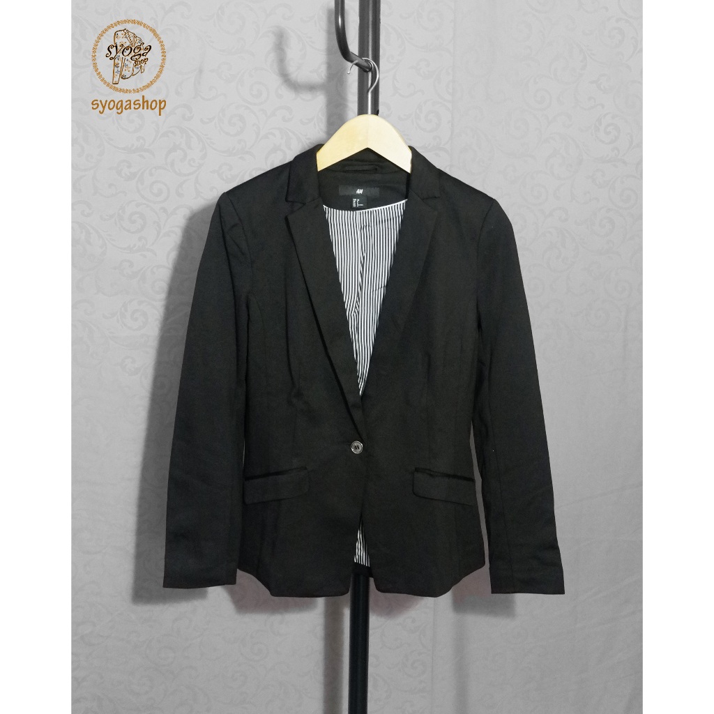 Blazer Jas Hitam Second Size M LD 90
