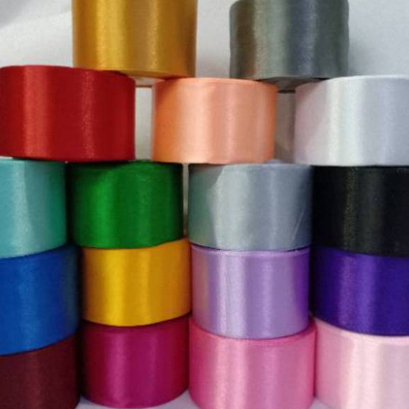 

Desain terkini untuk kepribadian Anda Pita satin Besar 2 inch 5cm per roll