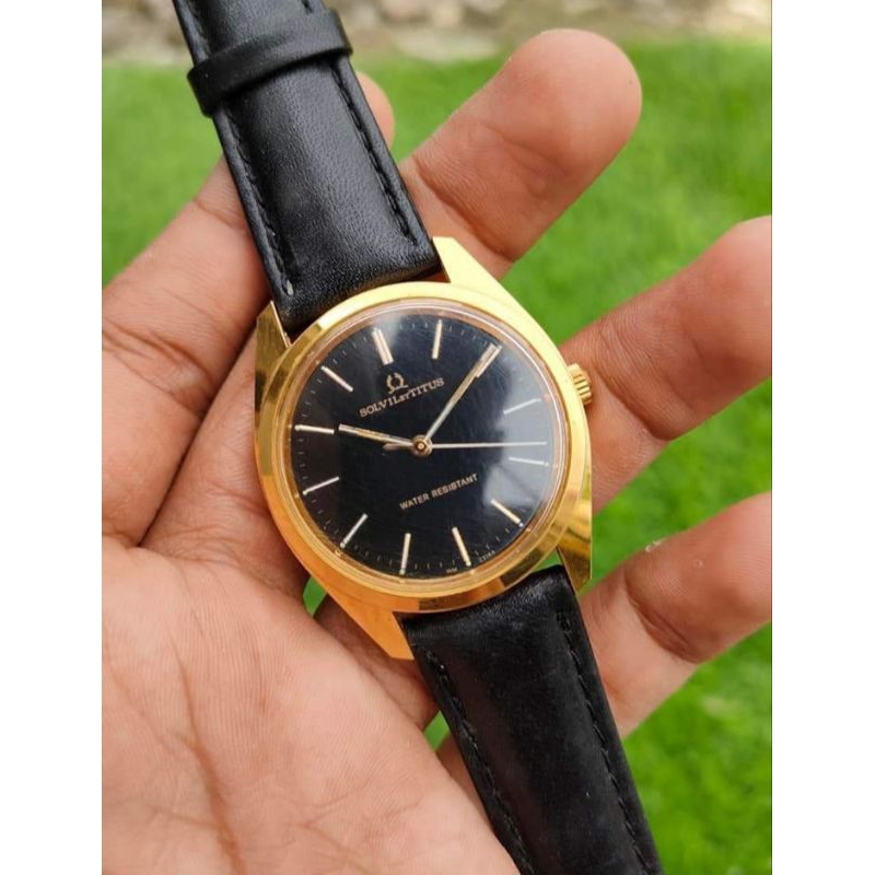 Solvil et Titus Vintage Watch Pre Loved