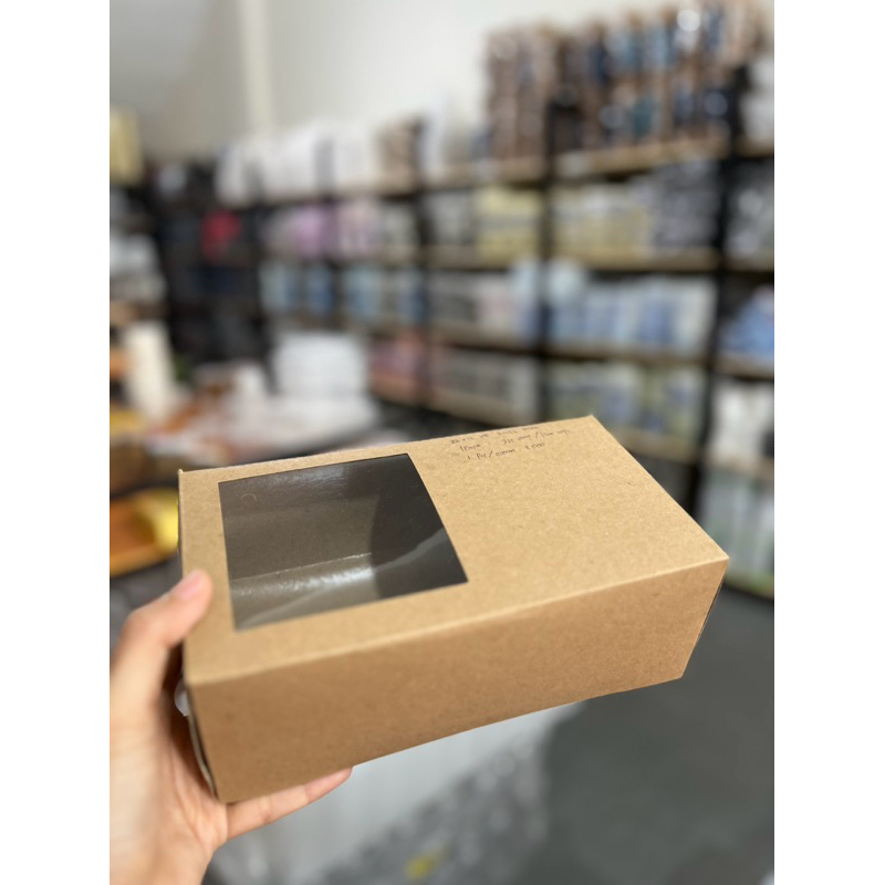 

Kotak Mika brown kraft 22x12x8 cm