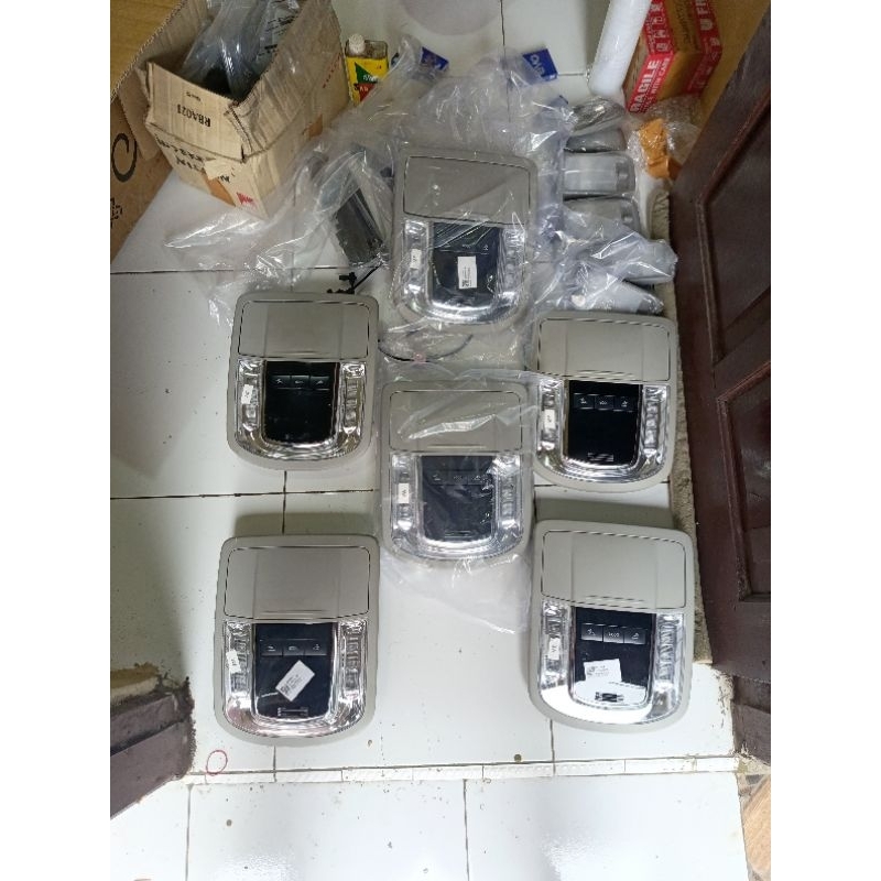 Lampu plafon Fortuner VRZ Original