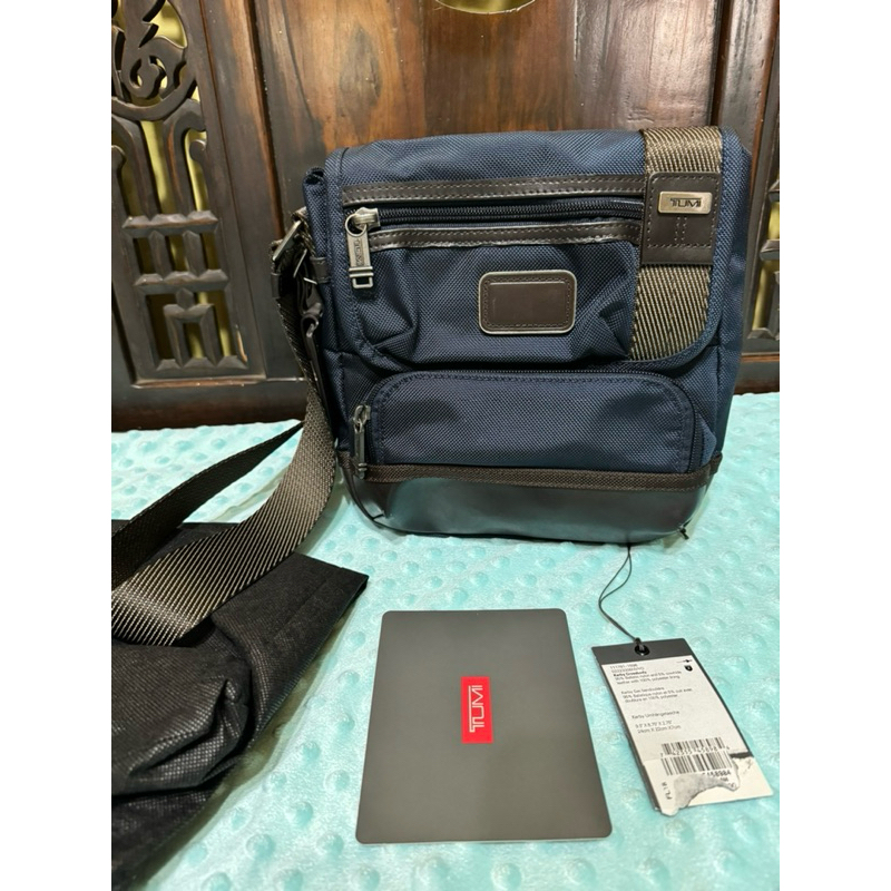 Tumi kerby Crossbody