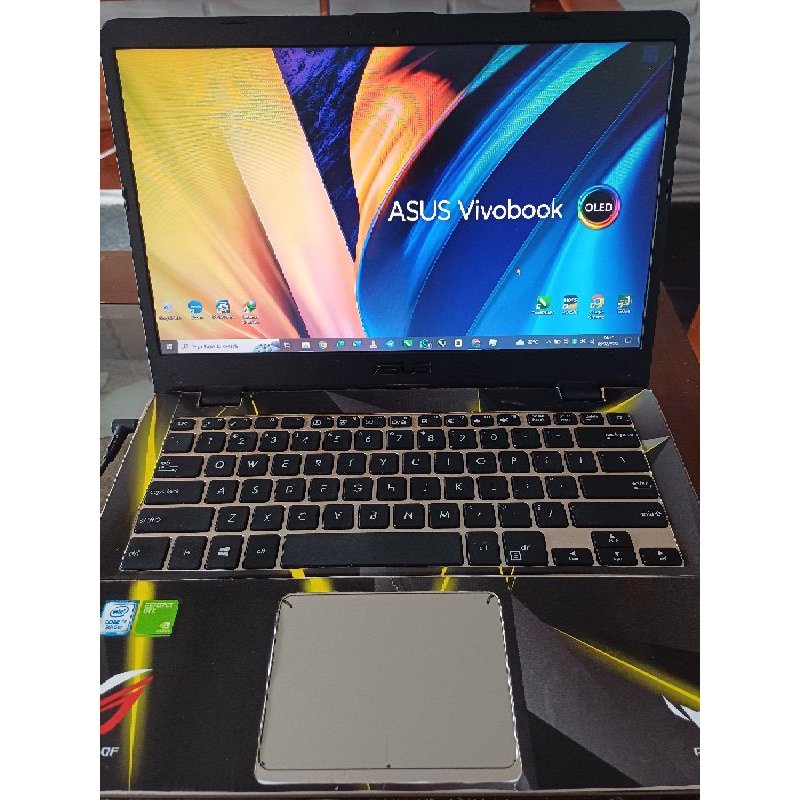 Laptop Asus Vivobook A1405UQ RAM 16GB