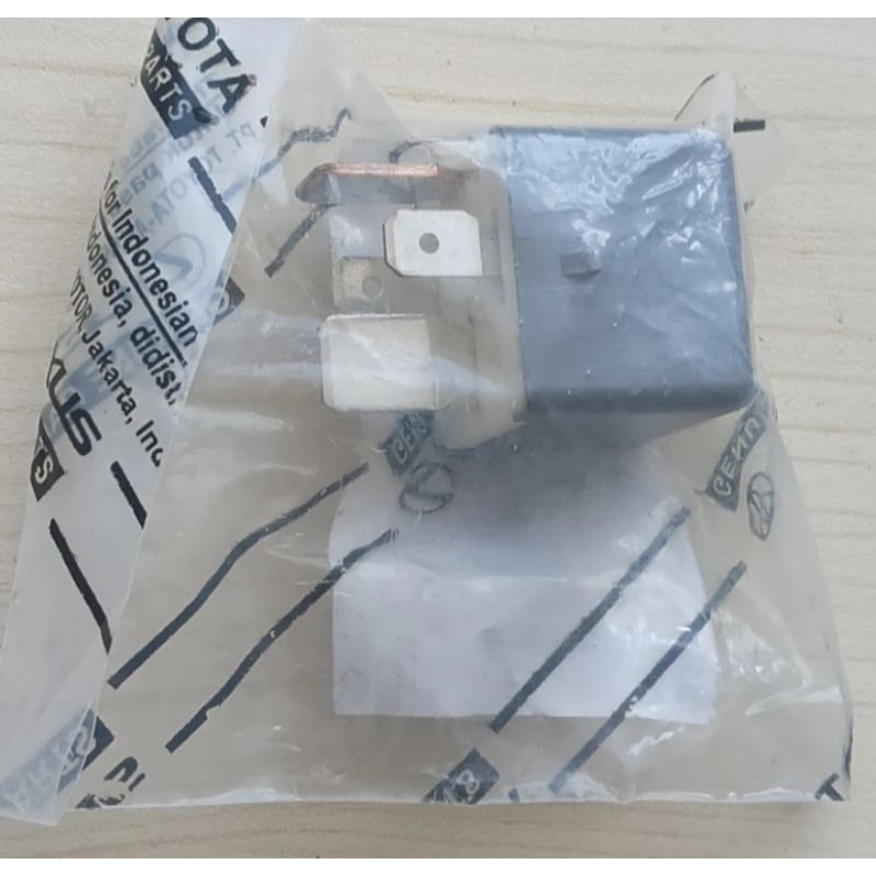 Relay Denso 12 Volt Kaki 4 Abu-abu