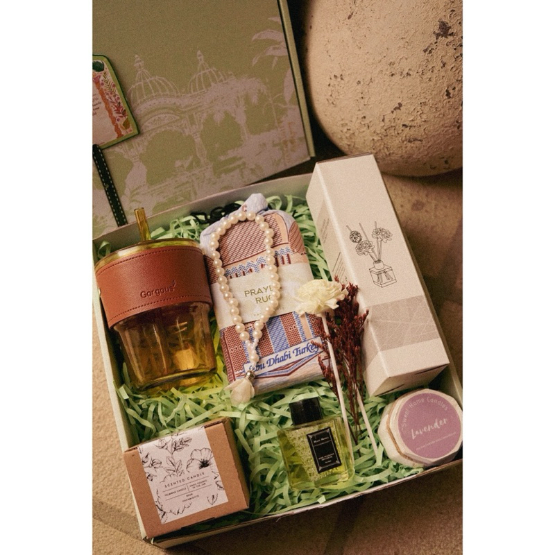 

Promo 7.7 MERBABU - Hampers Idul Fitri/Hampers Lebaran 2024/Parcel Lebaran/Parcel Eid Mubarak 2024