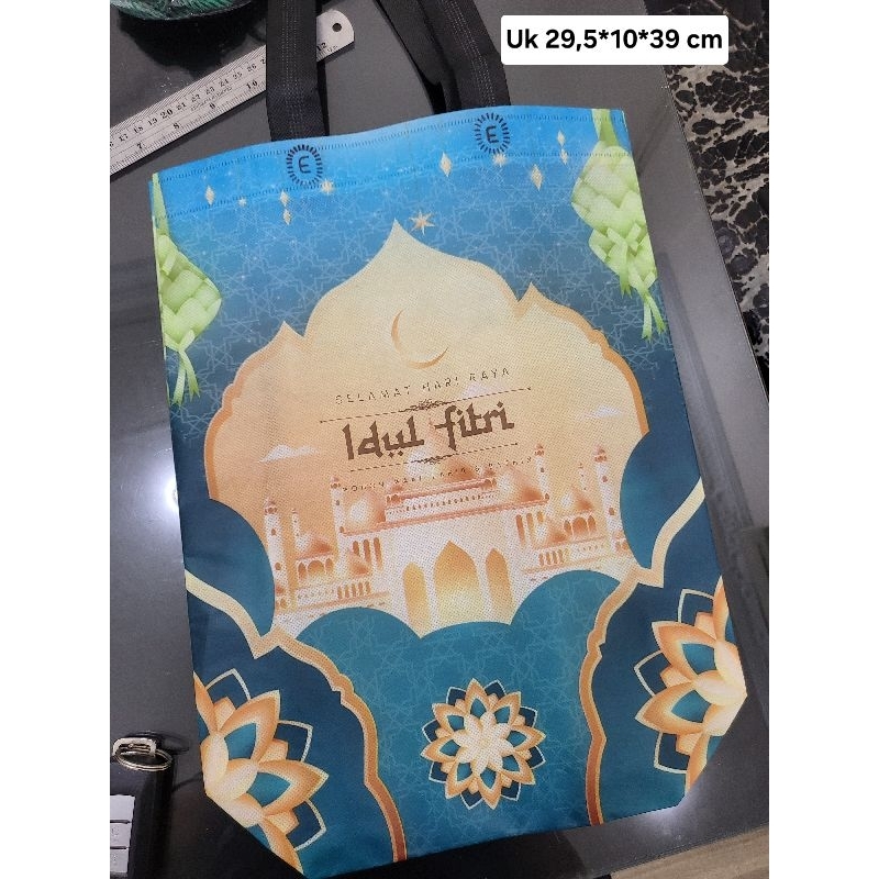 

tas spunbound lebaran idul fitri tebal hari raya kantongan plastik besar tas kain hari raya lebaran idul fitri