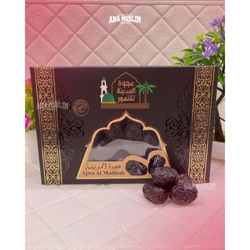 

KURMA AJWA 1KG