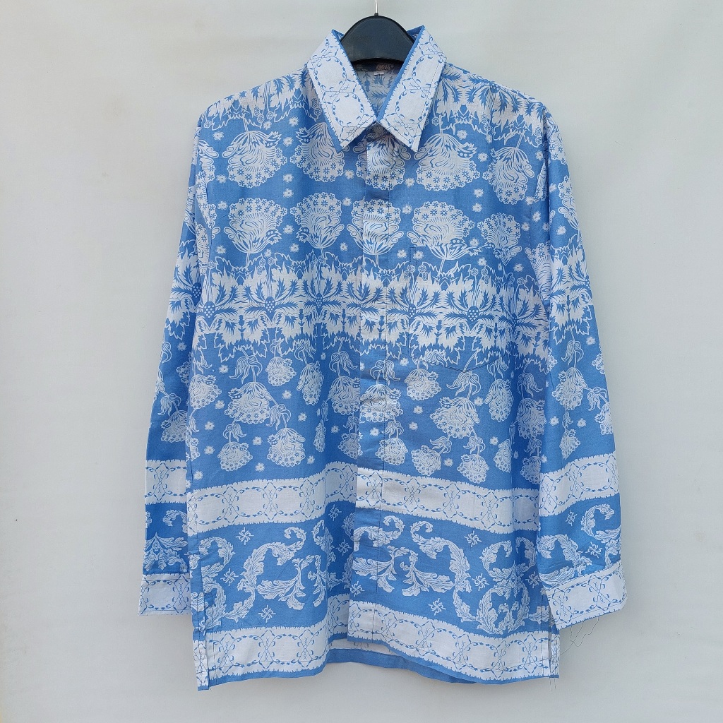 Motif SOFT Kemeja Batik Pria Lengan Panjang Biru Muda