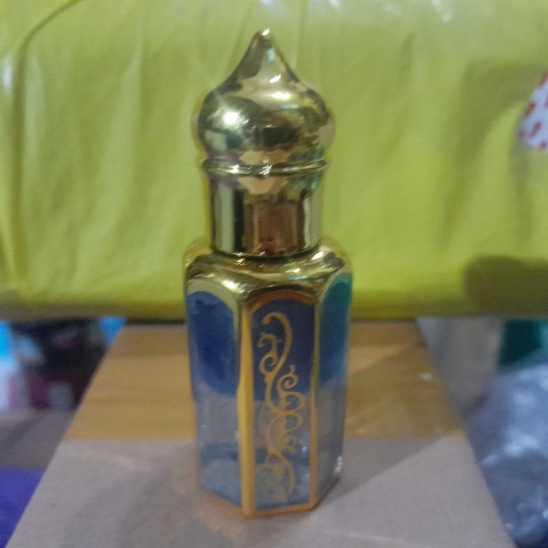 Minyak wangi dua alam biru putih 12ml