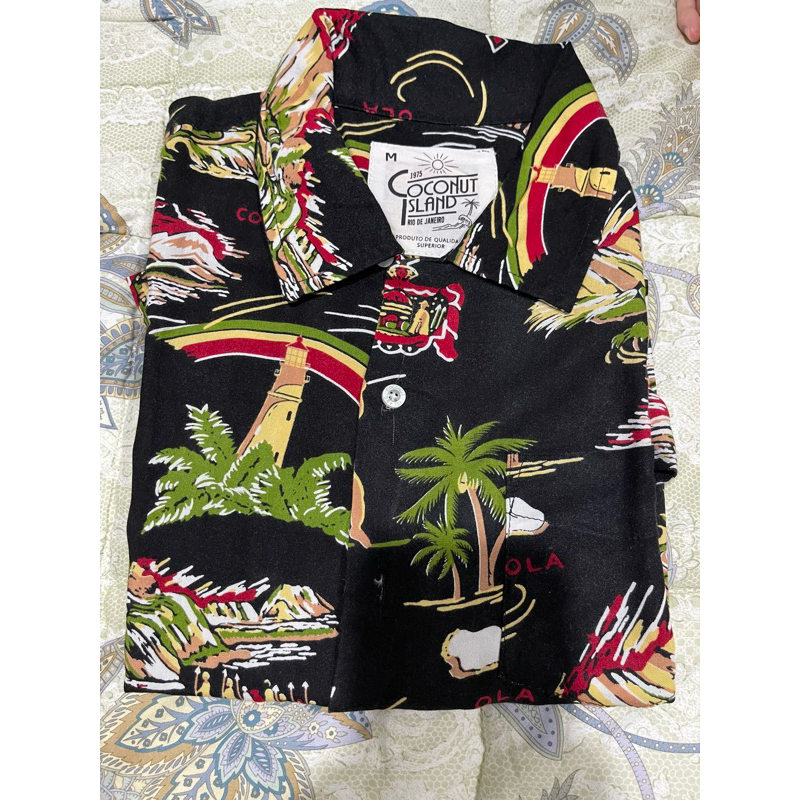 PRELOVED BAJU PANTAI COCONUT ISLAND