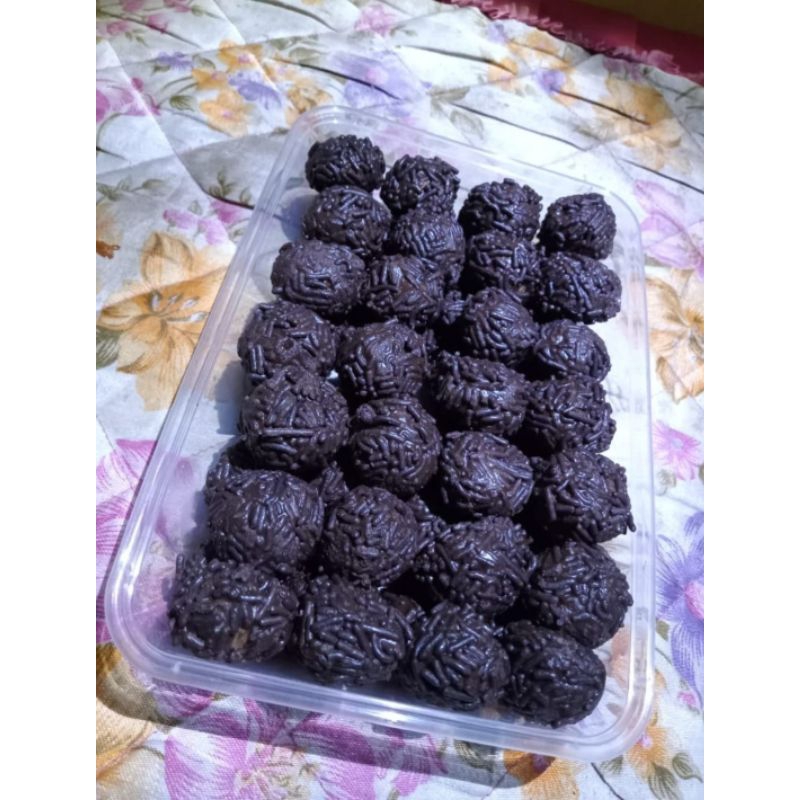 

KUE RAMBUTAN