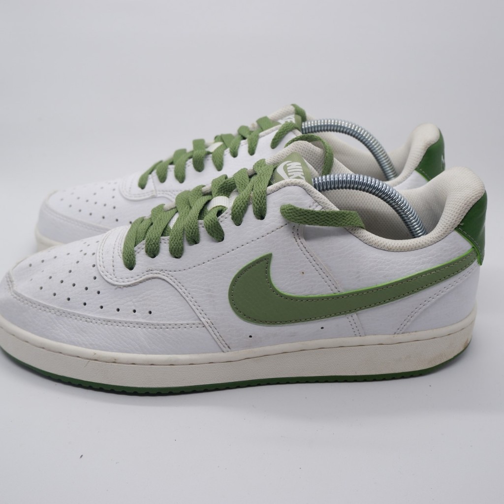 SEPATU BEKAS/SECOND SIZE 43 Nike court vision low white green 077