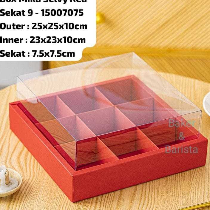 

KI3 Box Mika Selvy Red sekat 9 Box Hampers kotak kado Cookies Cake Pudding