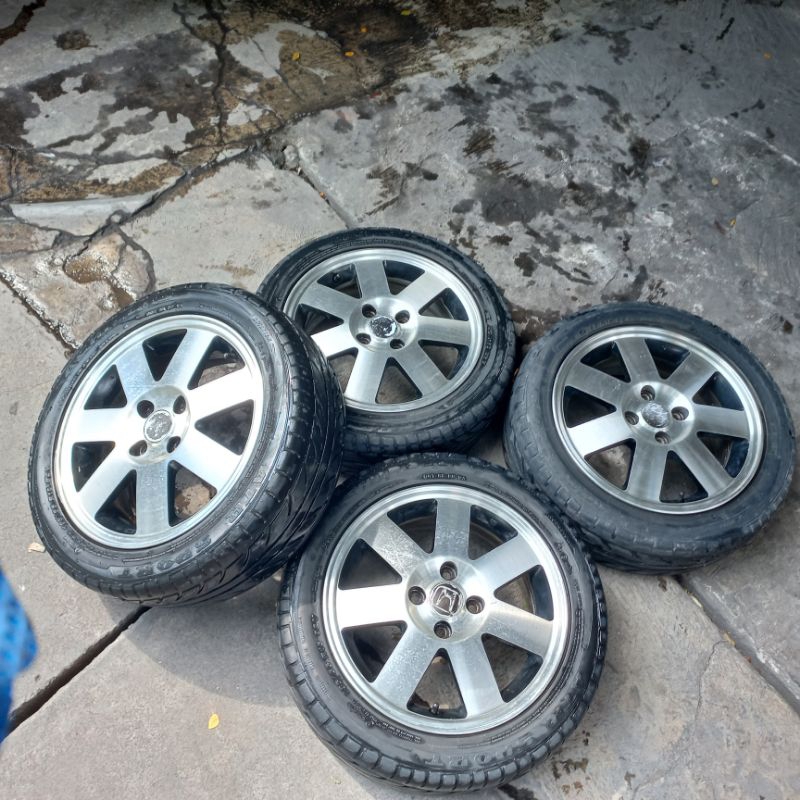 velg+ban second ring 15 cocok buat brio,sigra,agya,kondisi 75%