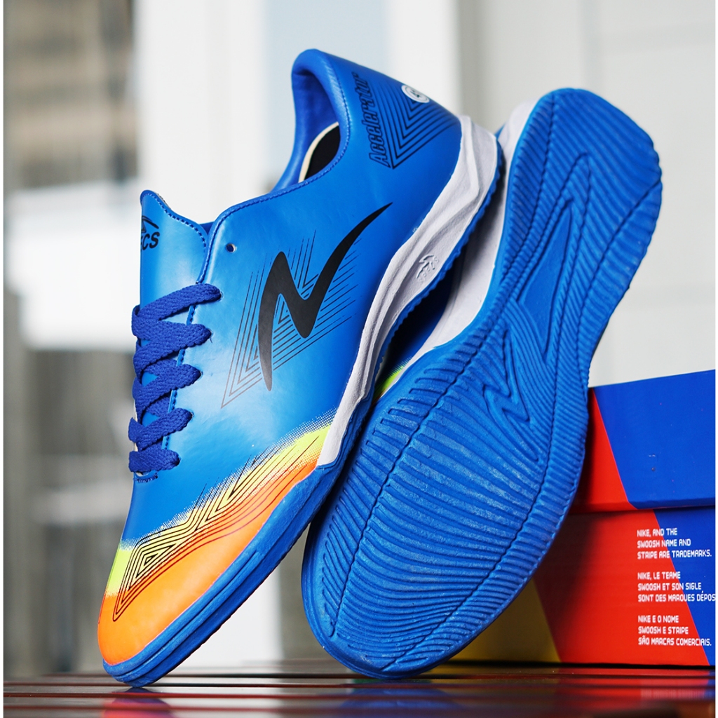 Discount Sepatu Futsal Specs Accelerator Lightspeed Ii 2 Elite In - White Black Flame