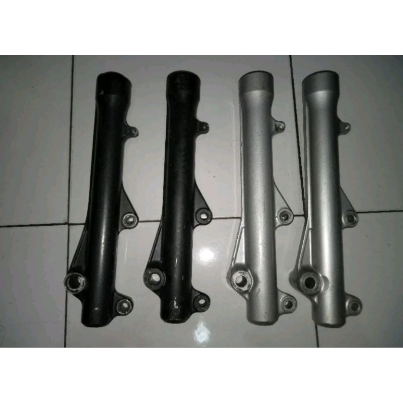 bottom shock depan kiri scoopy beat vario 125/150 kode KZL