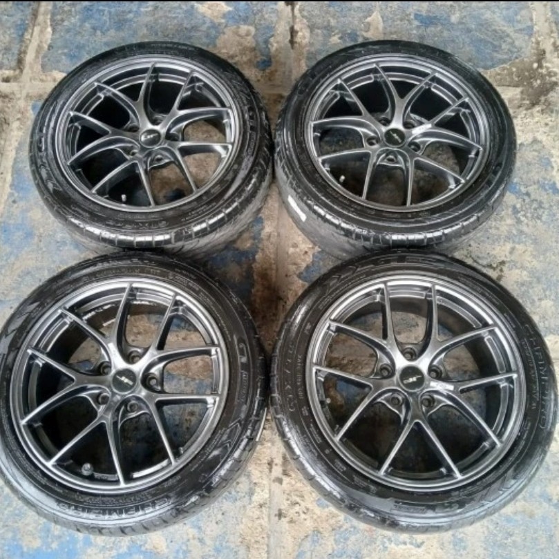 VELG MOBIL BEKAS R17 LUBANG 5 JF LUXURY R17X7,5 5X114,3 ET BAN GT(2022) 205 50 R17