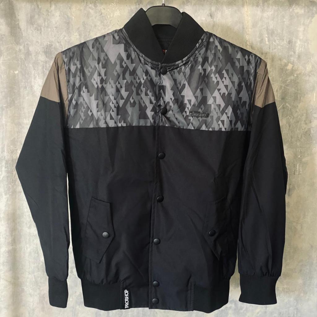 JAKET PROSHOP NECK RAW BLACK | JAKET VARSITY CLICK BUTTON | JAKET BOMBER SWEATER JAKET PRIA WANITA