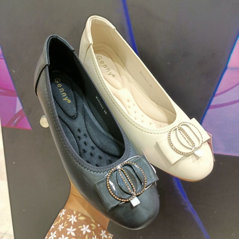 GENNY sepatu flat