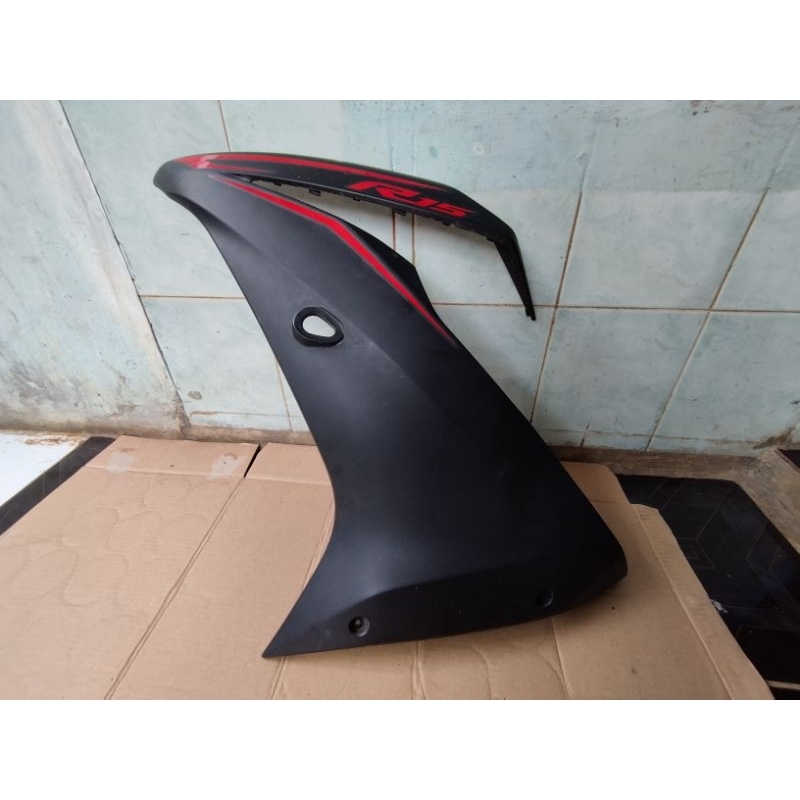 panel cover fairing sayap samping depan bagian kiri R15 V3 VVA original warna hitam doff