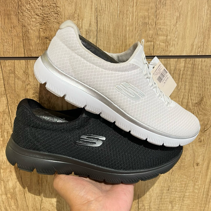 Shoes Skechers Summits Full black slip on women memory Foam sale