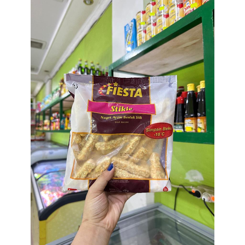 

Fiesta Naget Ayam Bentuk Stik 500g