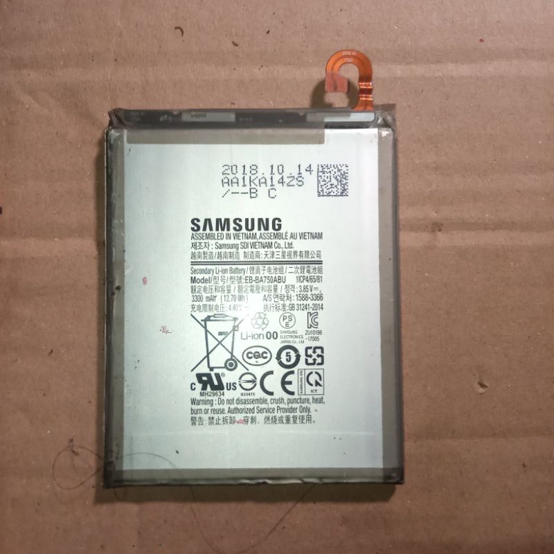 Baterai Samsung A7 2018 original cabutan
