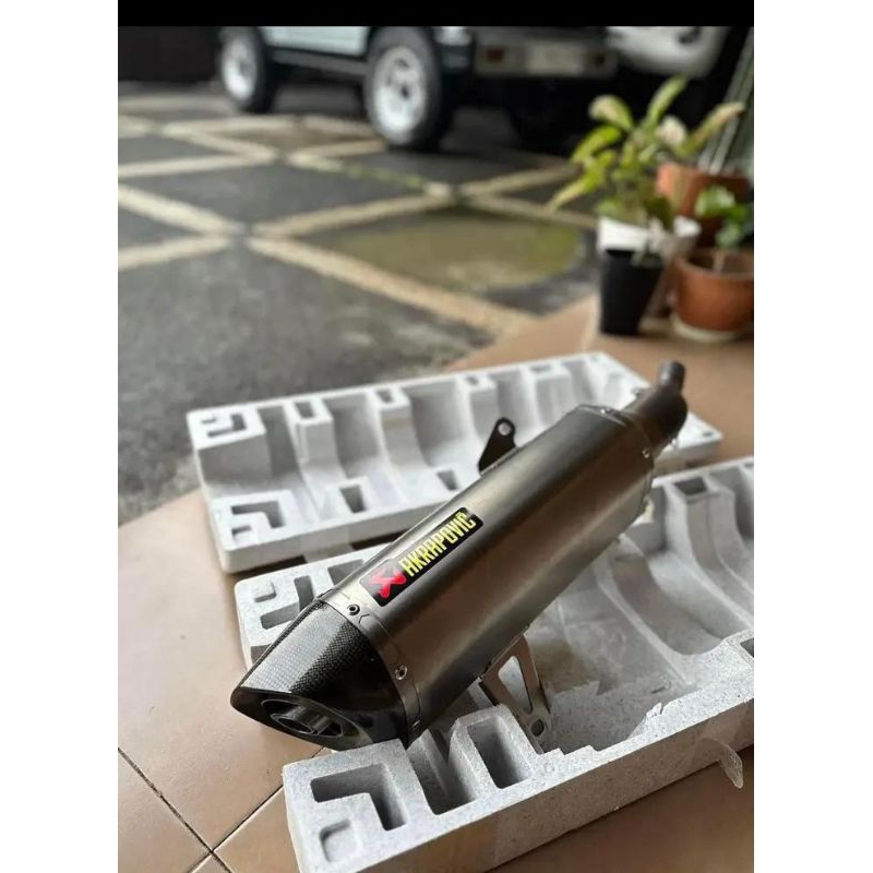 knalpot Akrapovic