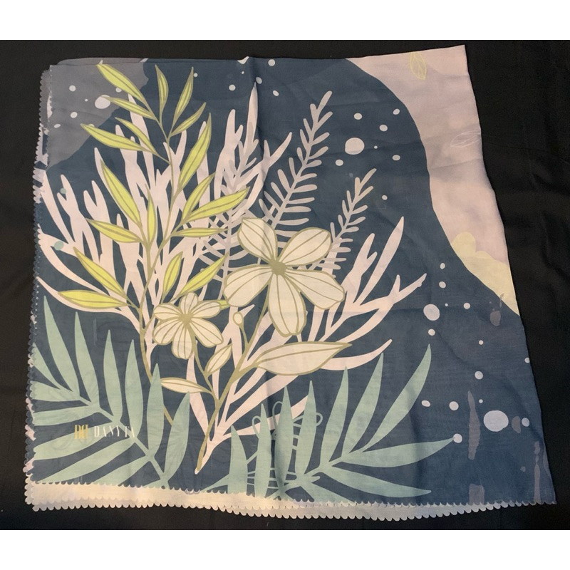 Hijab Hijau Danyta (preloved)