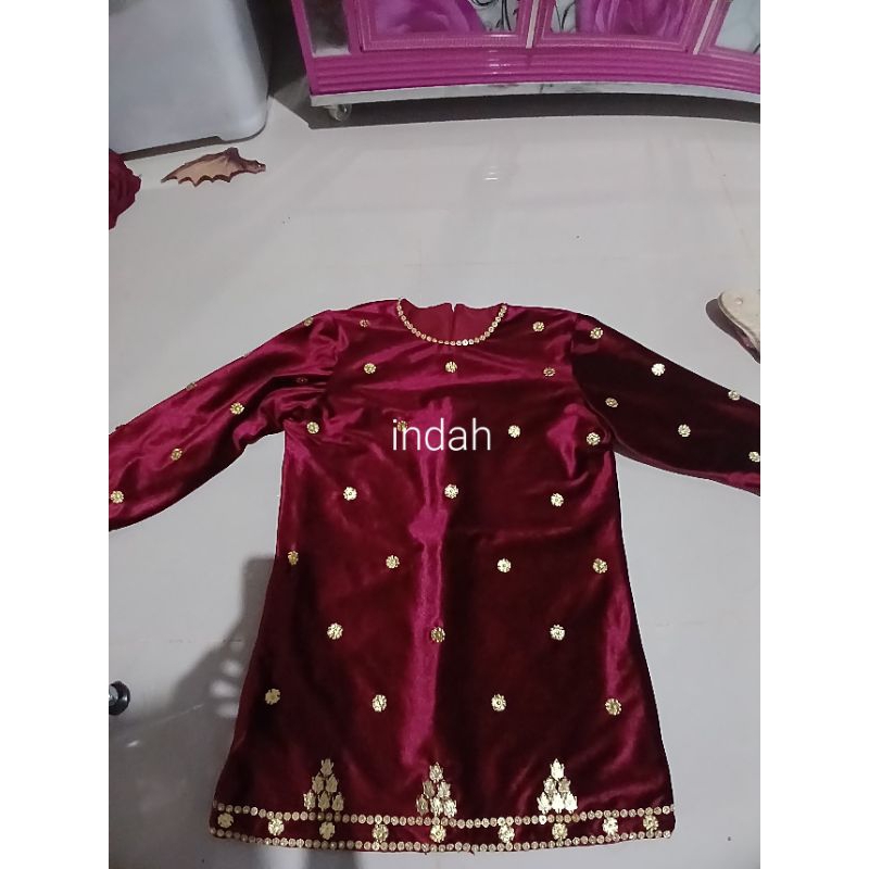 baju tari adat palembang