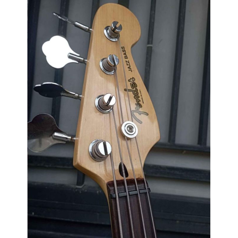 Jual cepat Bass Fender custom murah (second)