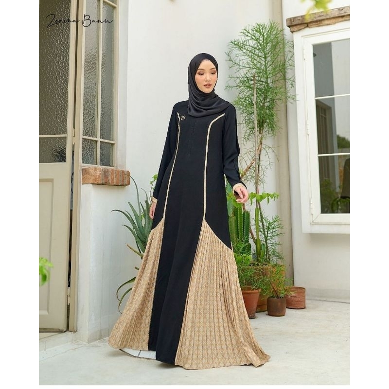 Zerina Dress by Zerina Banu L (Black)
