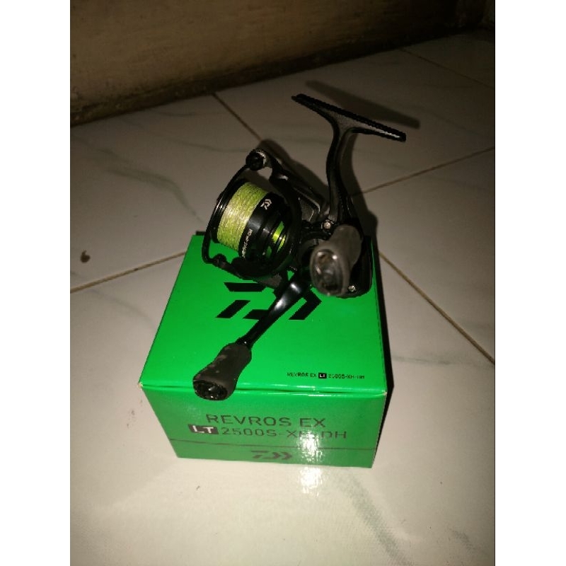 Daiwa Revros EX LT 2500S XGDH