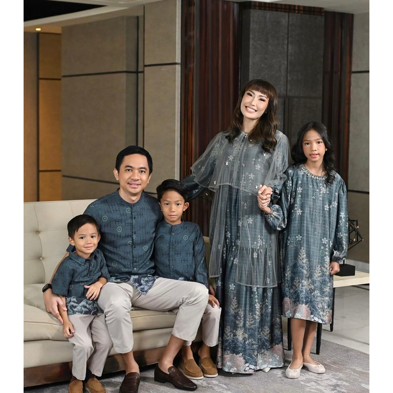 Raya Series Collection Set Family Geulis x Ayu Dewi Family’s