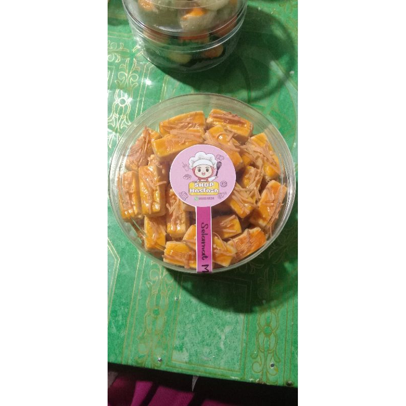 

Kastengel Keju Rasa Premium 200gr