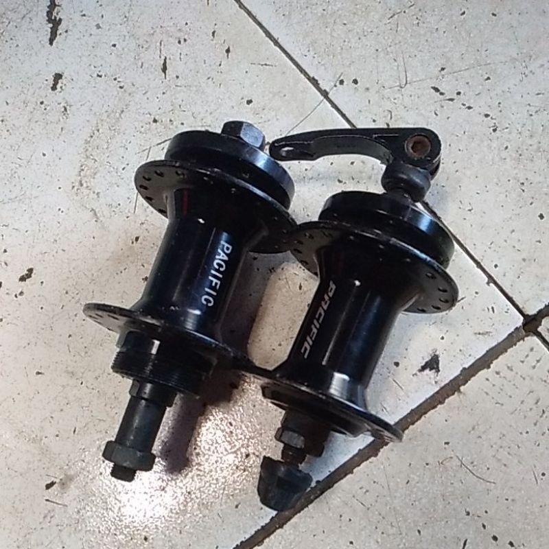 HUB SEPEDA LUBANG JARI 36 1PASANG BEKAS..BISA BUAT CAKRAM