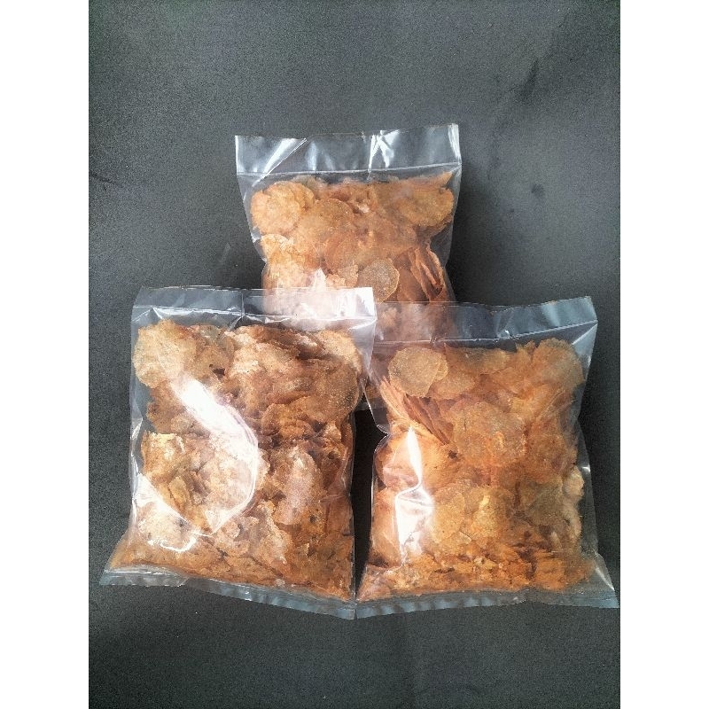 

Kripca kripik kaca pedas daun jeruk 250gr termurah