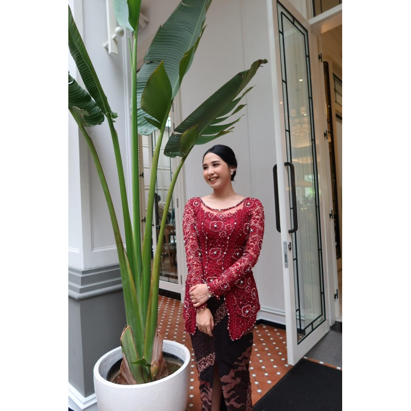 JASA JAHIT KEBAYA