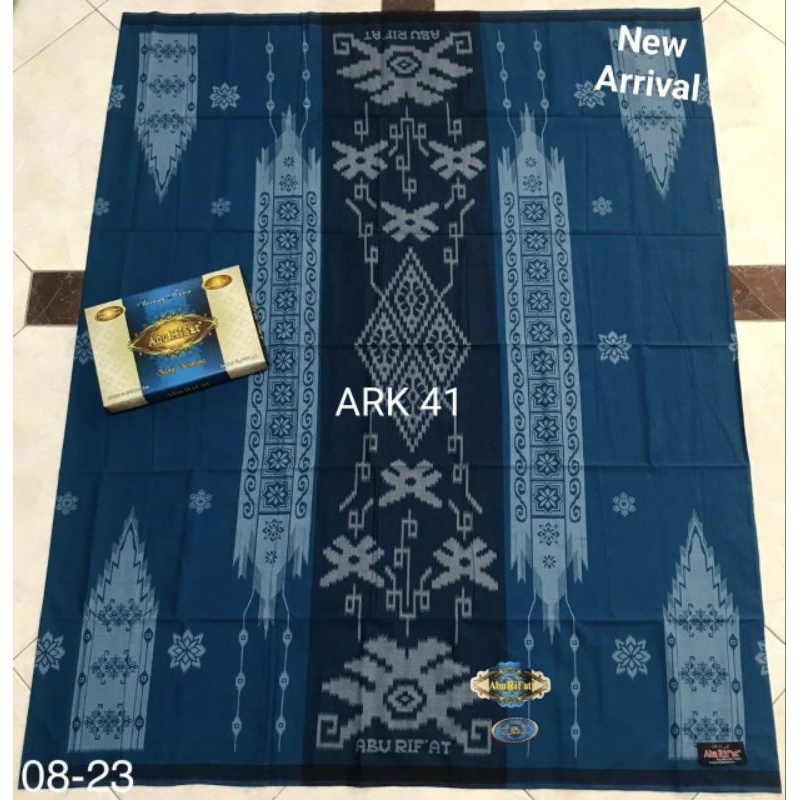 Sarung Abu Rifat kembang motif  Bhs atlas ketjubung Ardan wadimor donggala sarung murah sarung parcel sarung batik sarung hitam murah