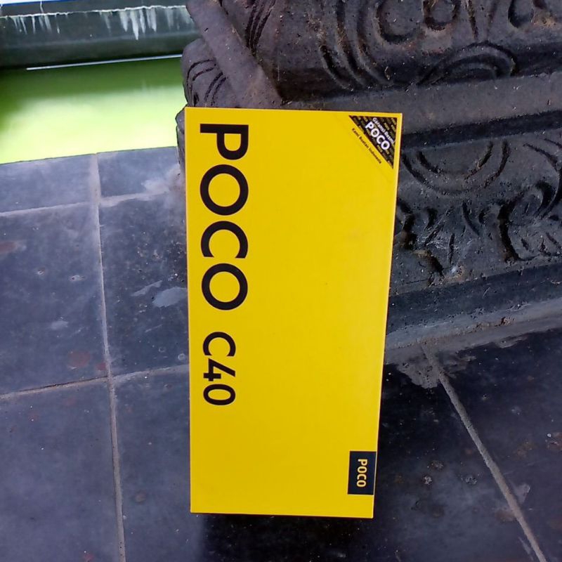POCO C40 4/64 GB BNIB