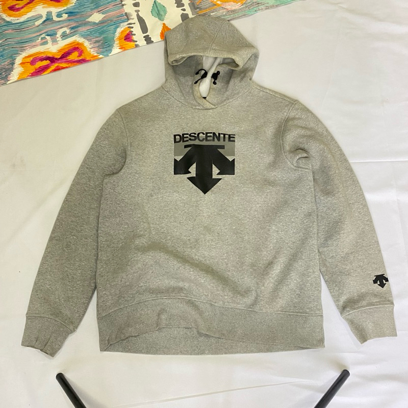 (PRELOVED) Descente Hoodie Jacket