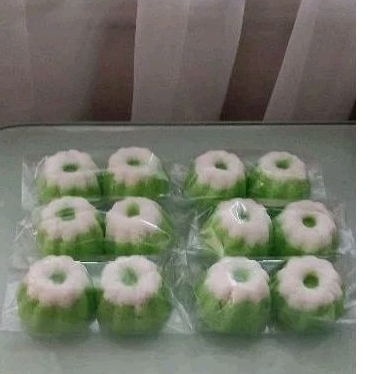 

Kue Putu Ayu start 4 ribu