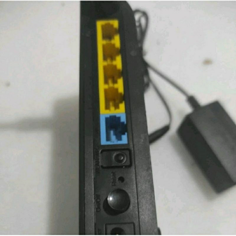 Huawei WS330 - Smart Wireless Router Hitam 2.4GHz 300Mbps dengan 4 Port LAN dan Antena Eksternal
