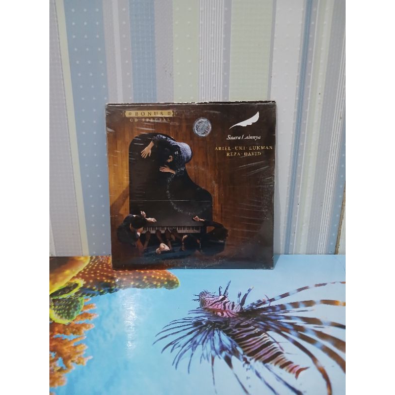 CD " CD ARIEL,UKI,LUKMAN,REZA,DAVID [ NOAH,PETERPAN ] " Suara Lainya