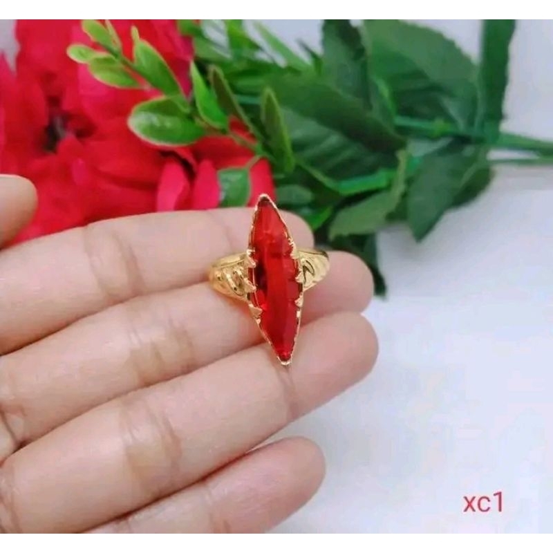 cincin batu merah