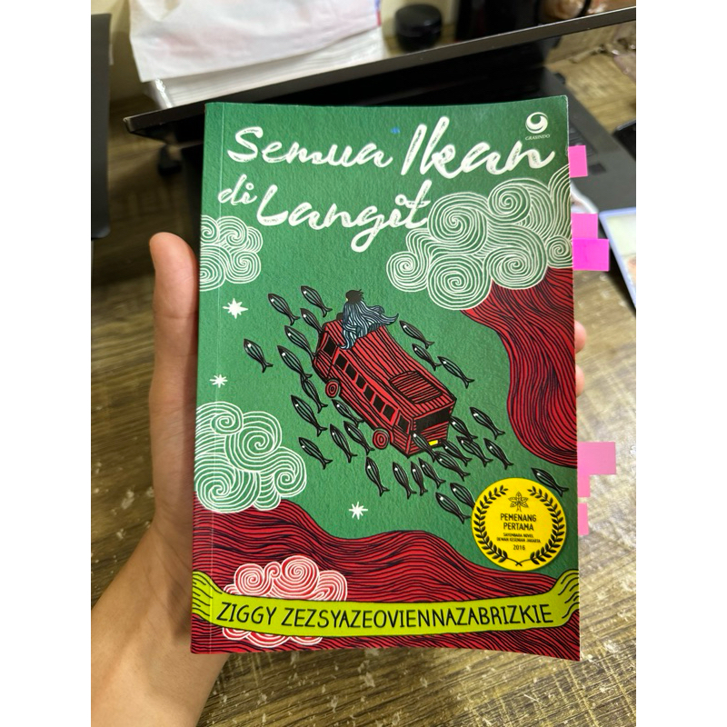 Preloved Semua Ikan di Langit