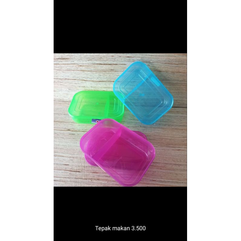 Lunch Box Plastik / Tepak Makan Sekat Warna / Kotak Bekal