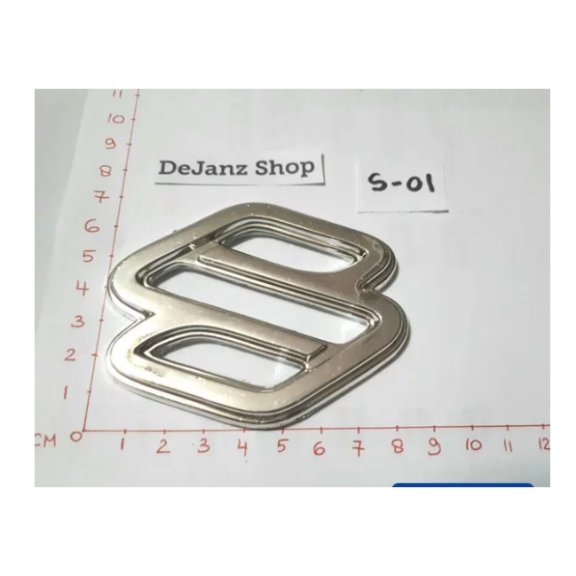 Emblem - Tulisan - Sticker - Tempelan - Logo S . Suzuki Futura. chrome